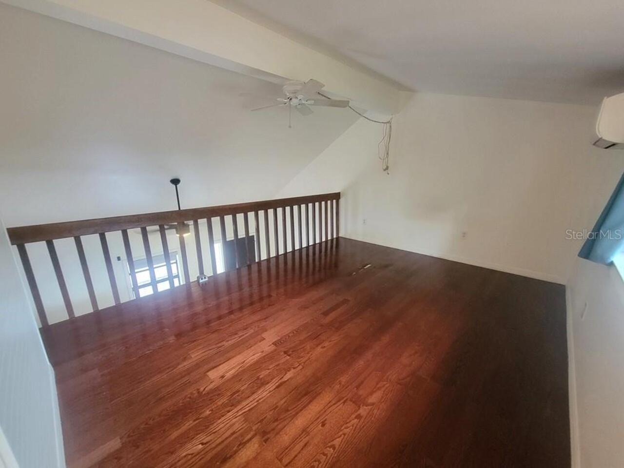 Listing Photo 10
