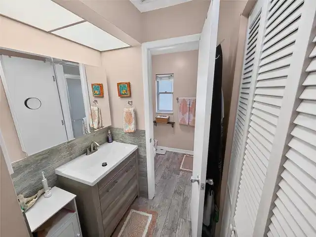 Listing Photo 21