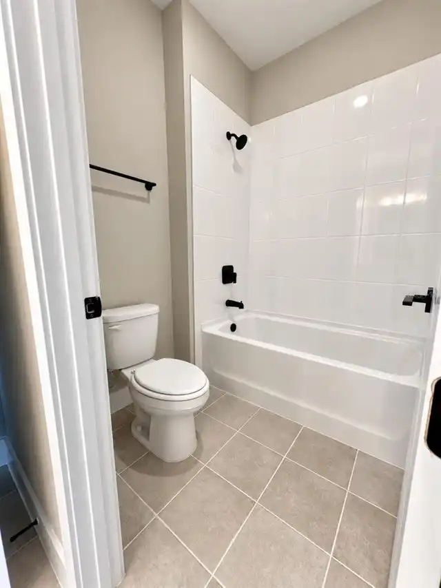Listing Photo 25