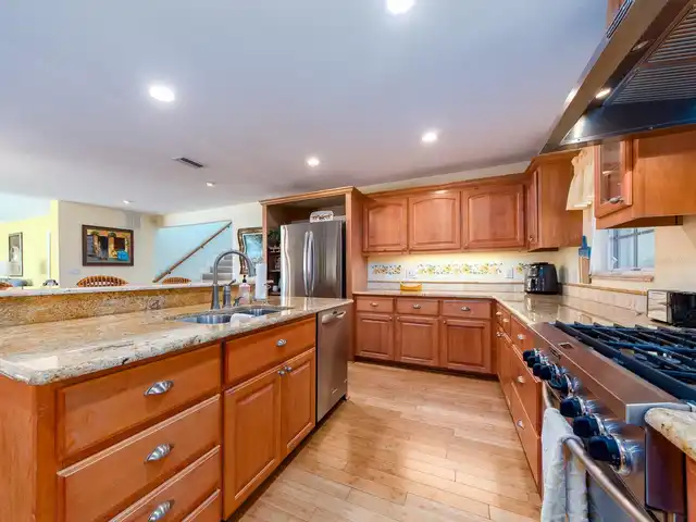 Listing Photo 13