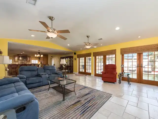 Listing Photo 25