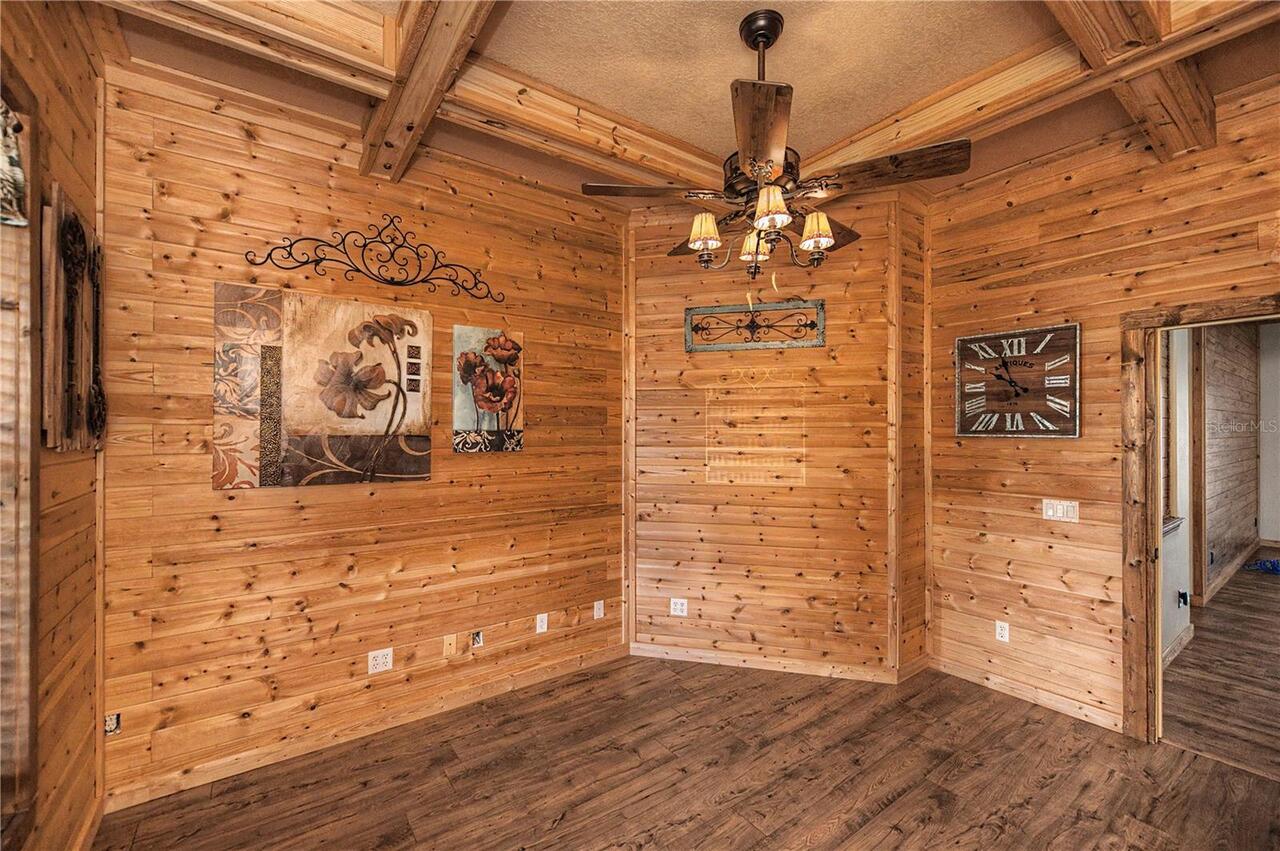 Listing Photo 28