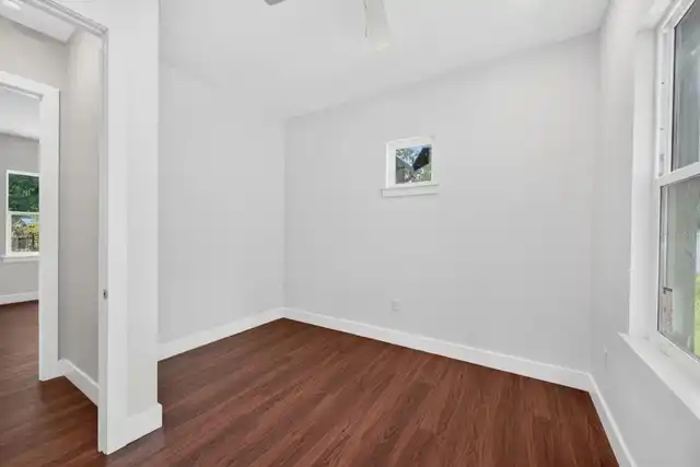 Listing Photo 26