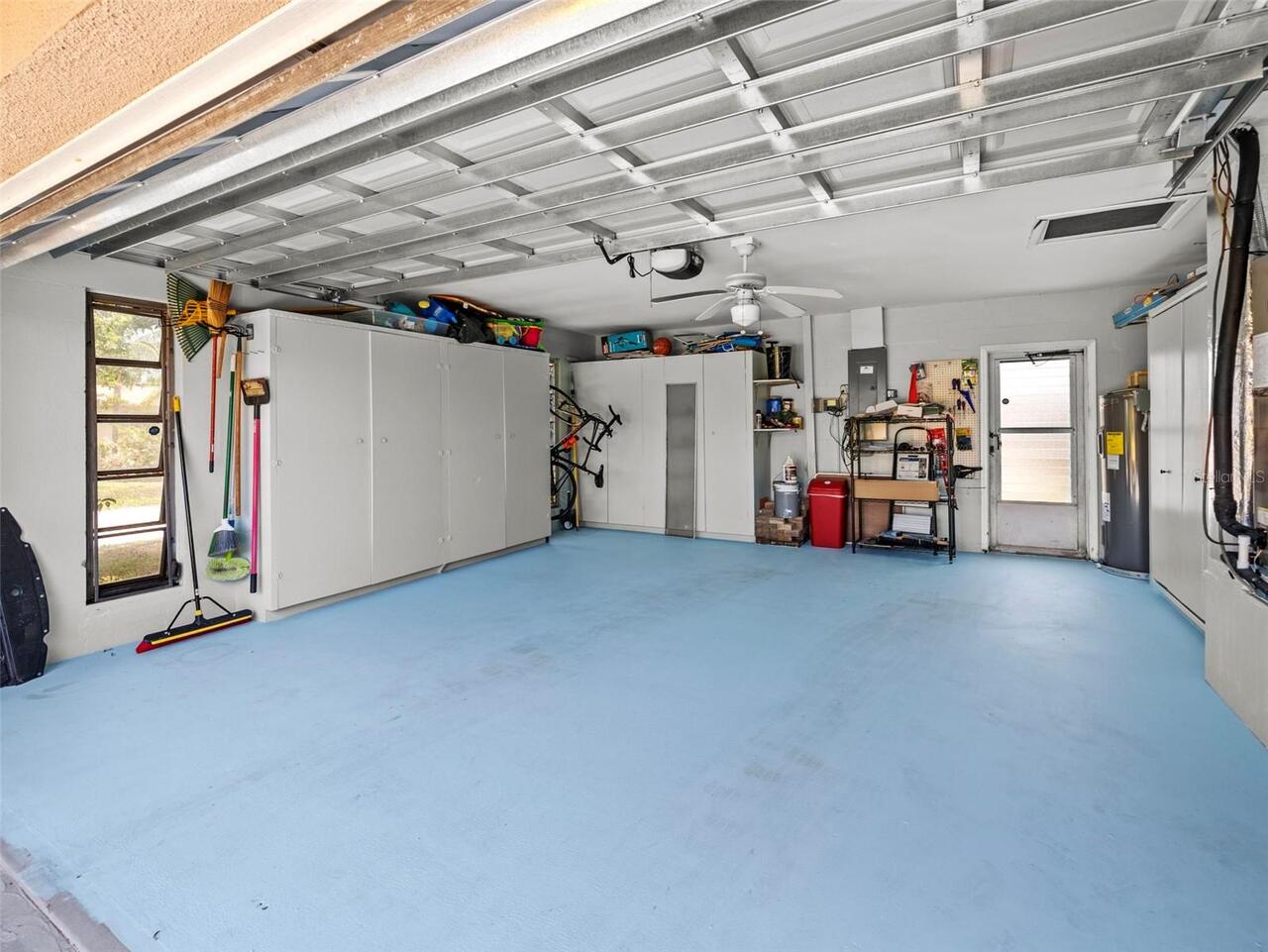 Listing Photo 14
