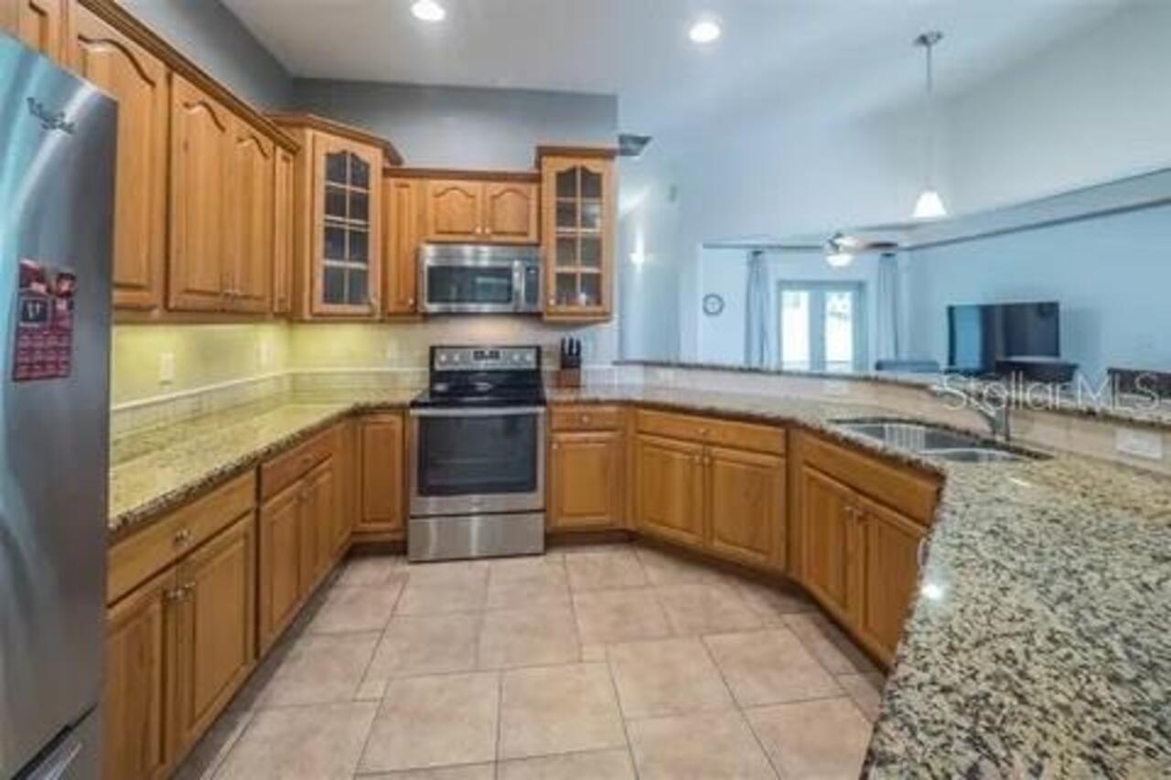 Listing Photo 7
