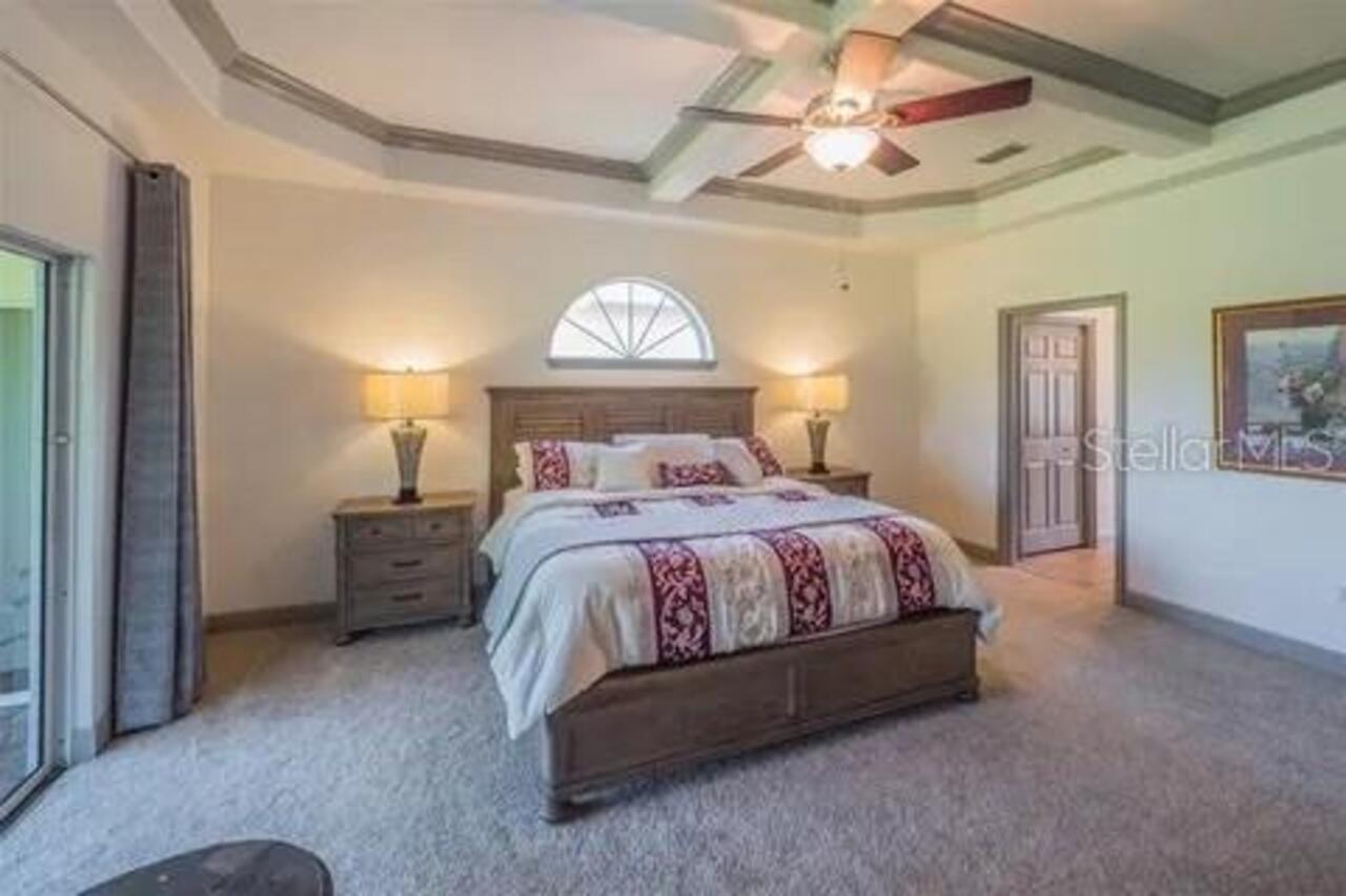 Listing Photo 8