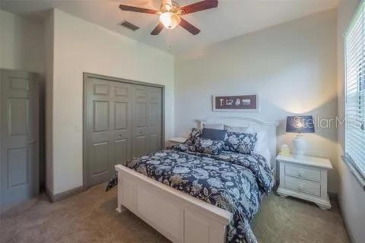 Listing Photo 12