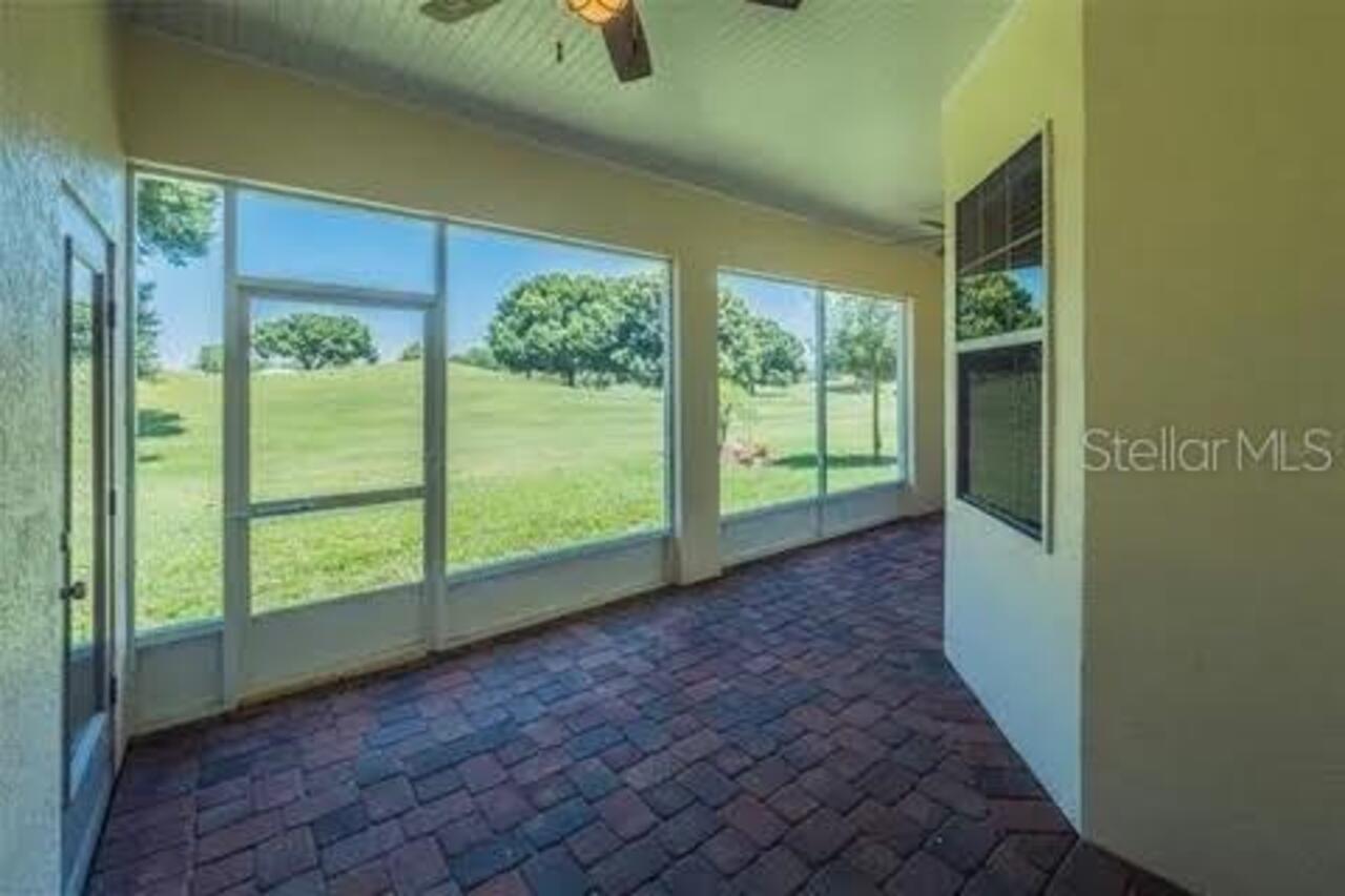 Listing Photo 16