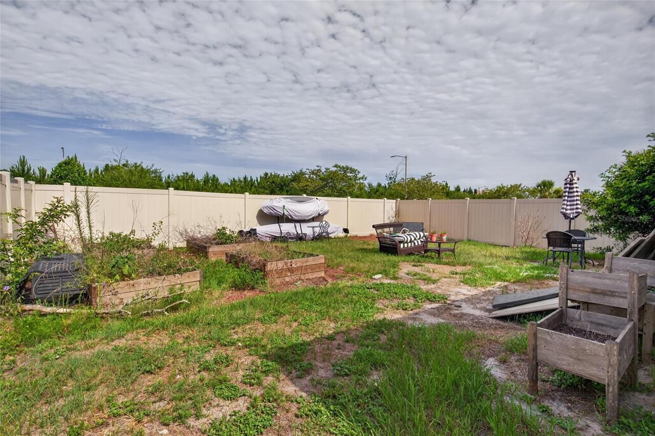 Listing Photo 23