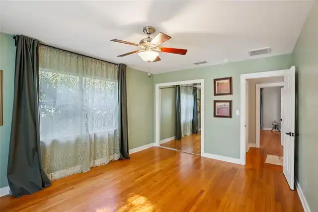 Listing Photo 23