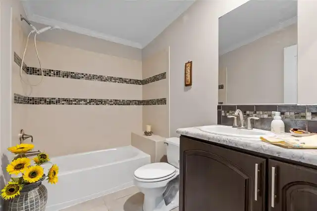 Listing Photo 32