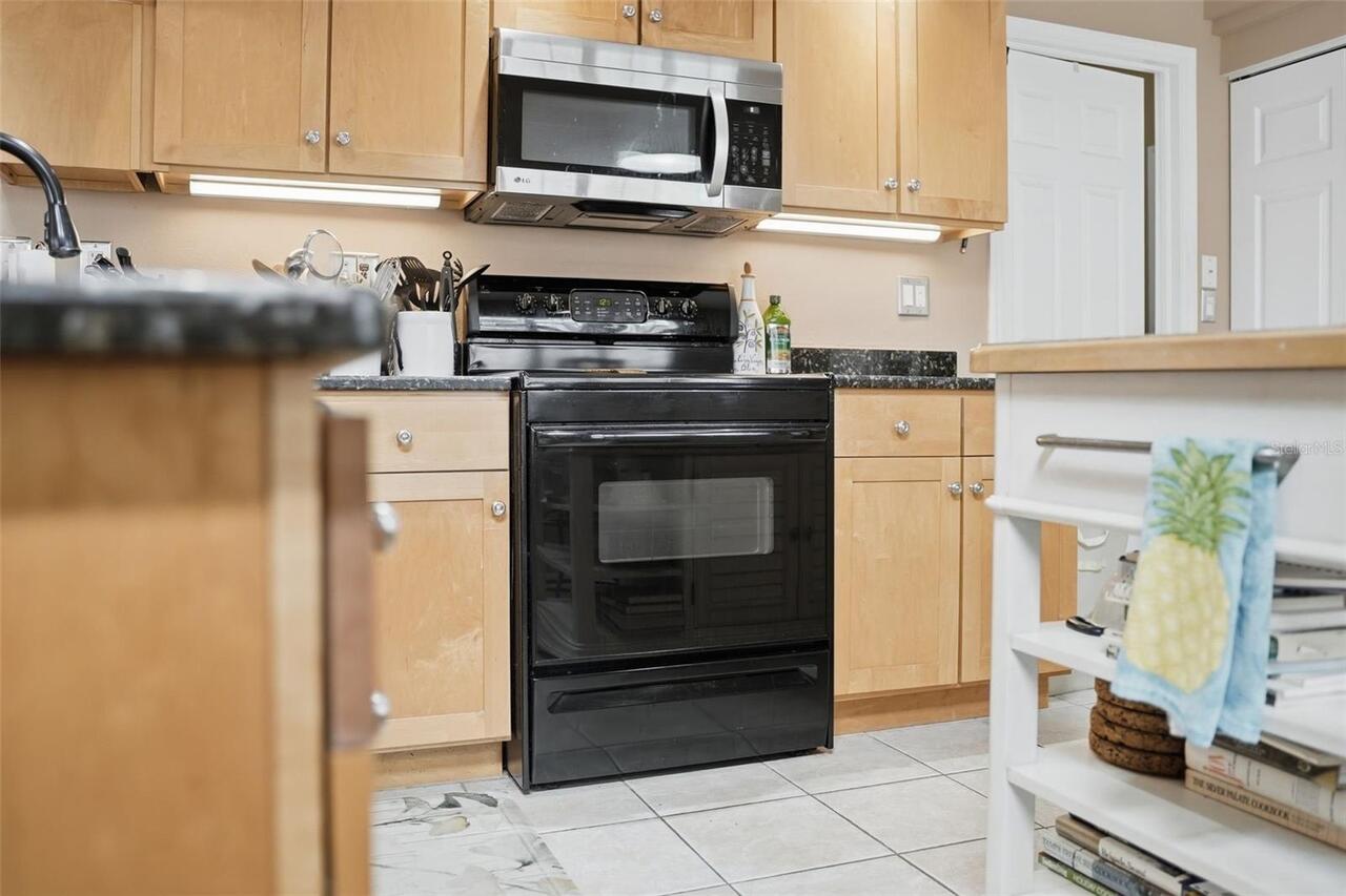 Listing Photo 15