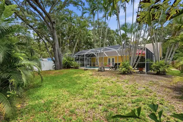 Listing Photo 10