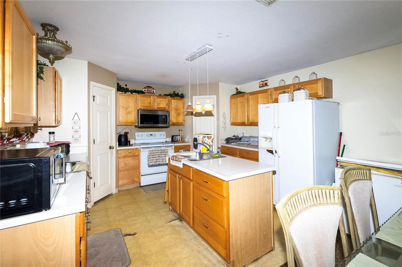 Listing Photo 6