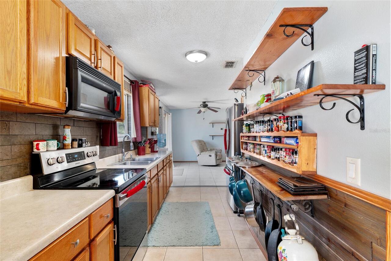 Listing Photo 16