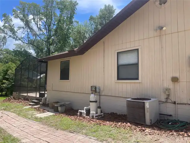 Listing Photo 14