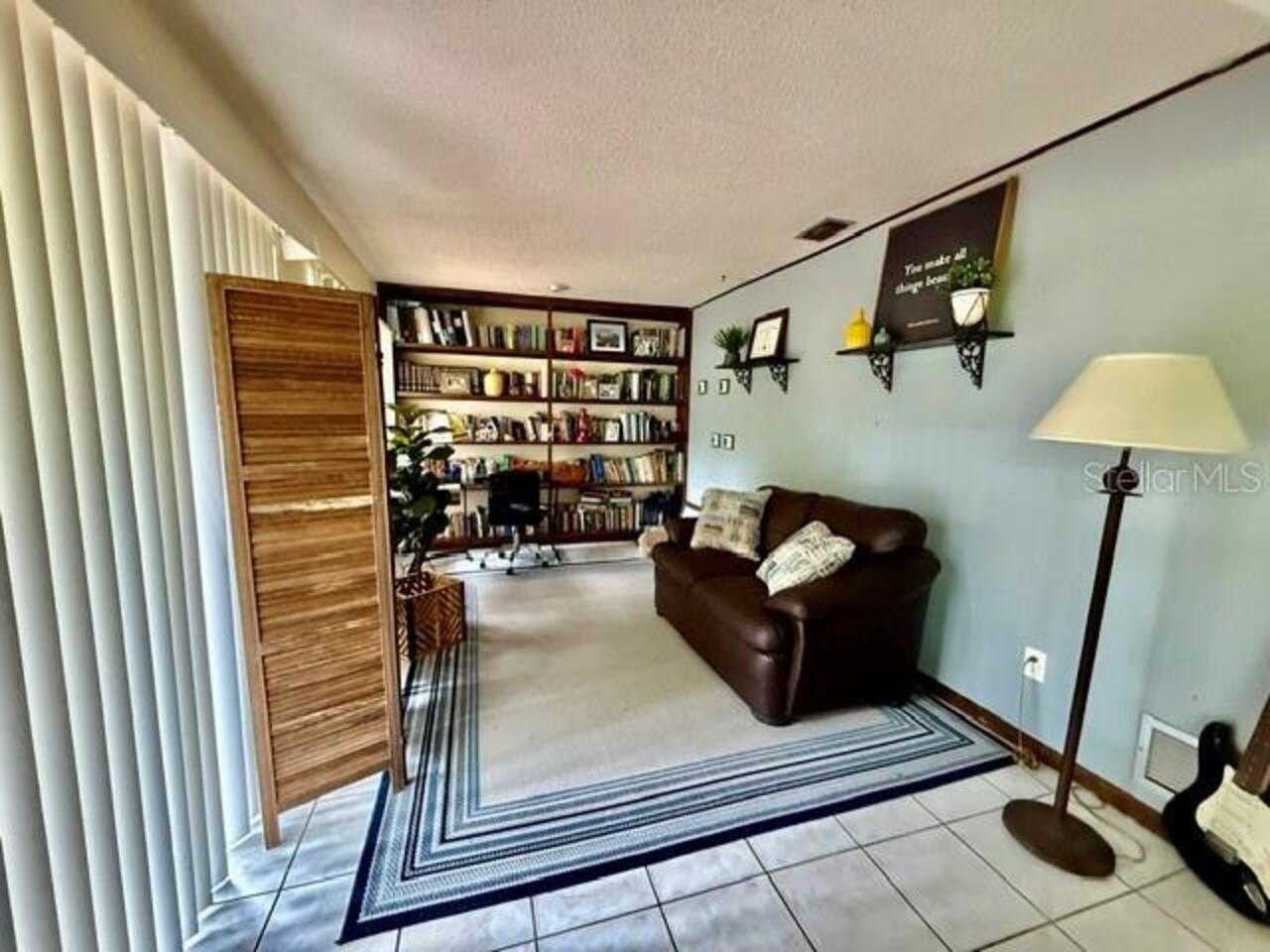 Listing Photo 12