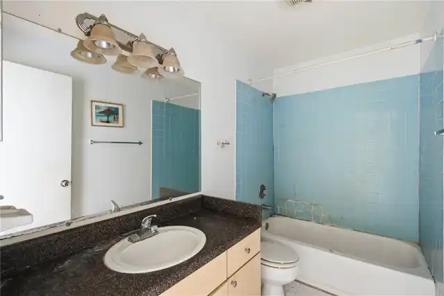 Listing Photo 9