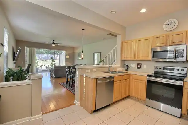 Listing Photo 5