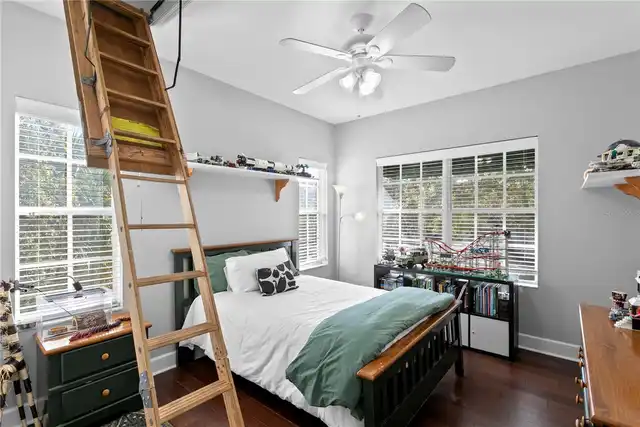 Listing Photo 18