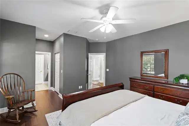 Listing Photo 23