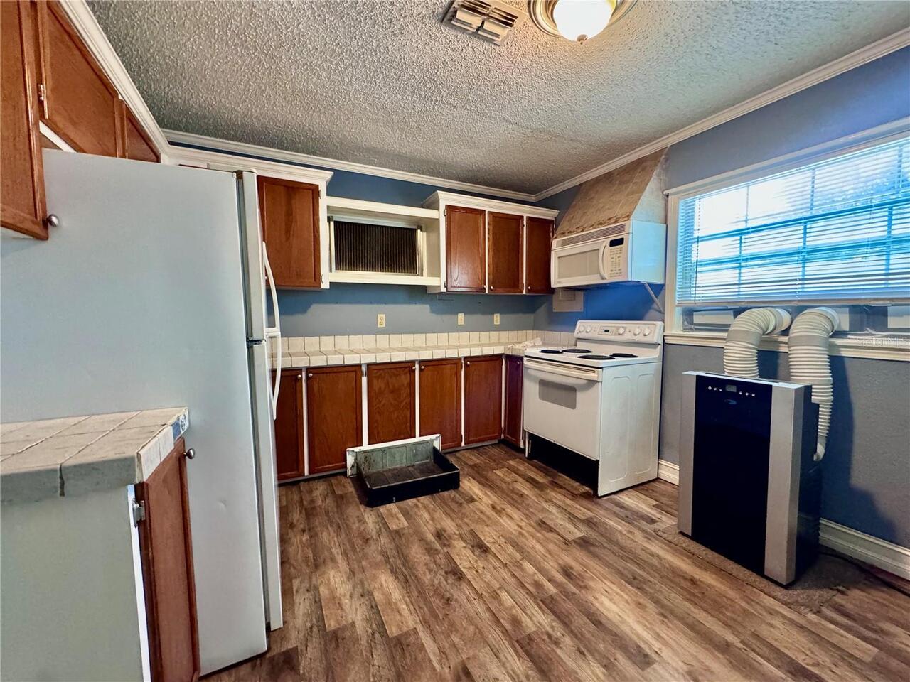 Listing Photo 75