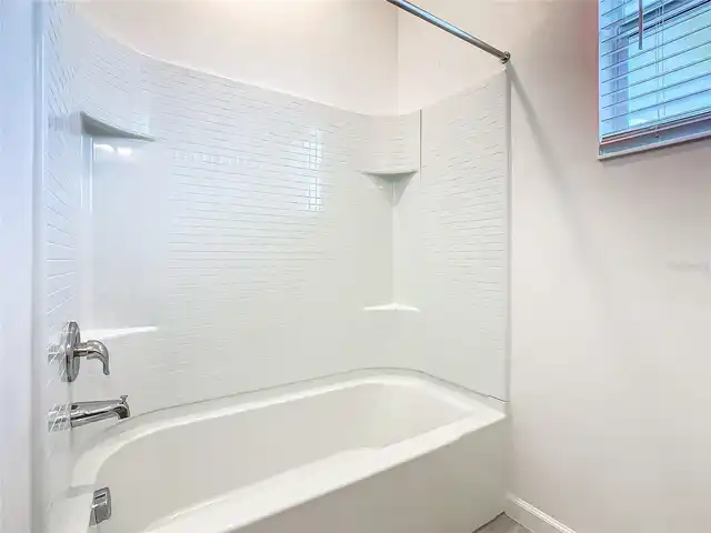 Listing Photo 22