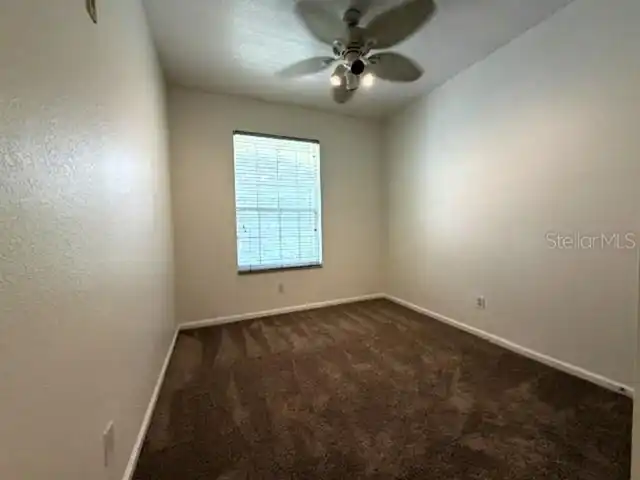 Listing Photo 12