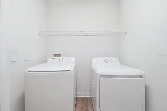 Listing Photo 9