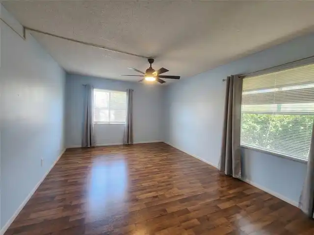 Listing Photo 21