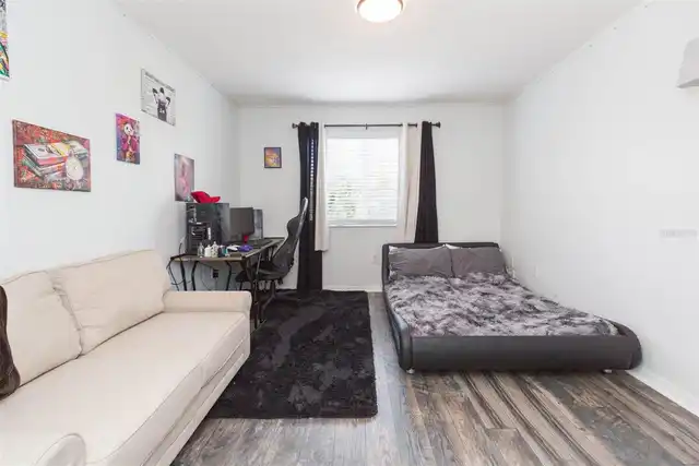 Listing Photo 22