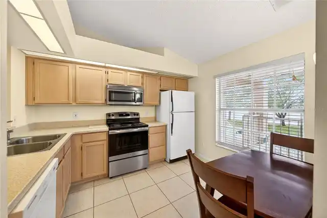 Listing Photo 7