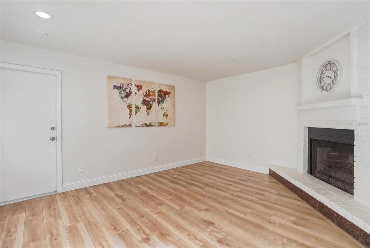 Listing Photo 9