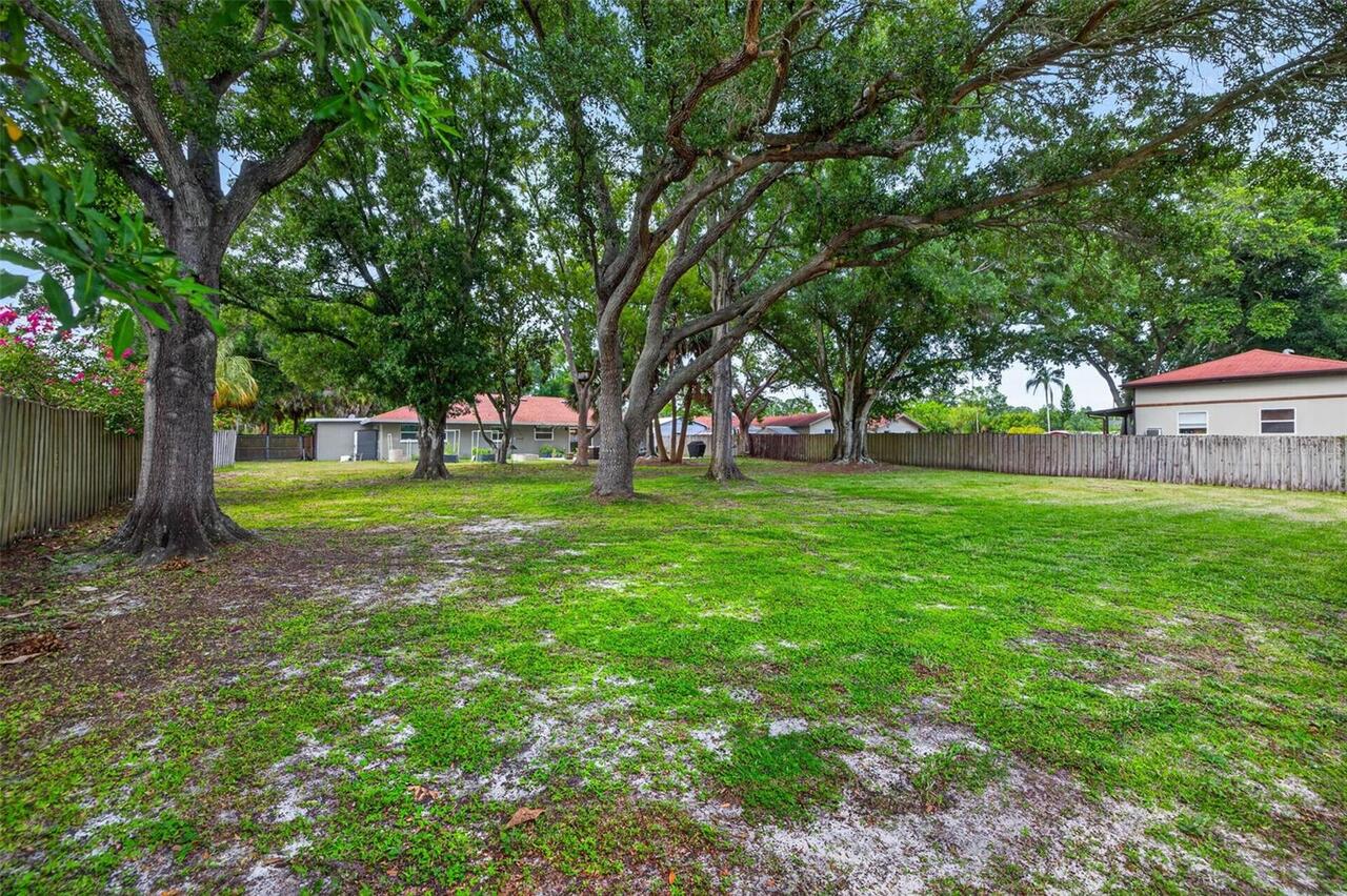 Listing Photo 37