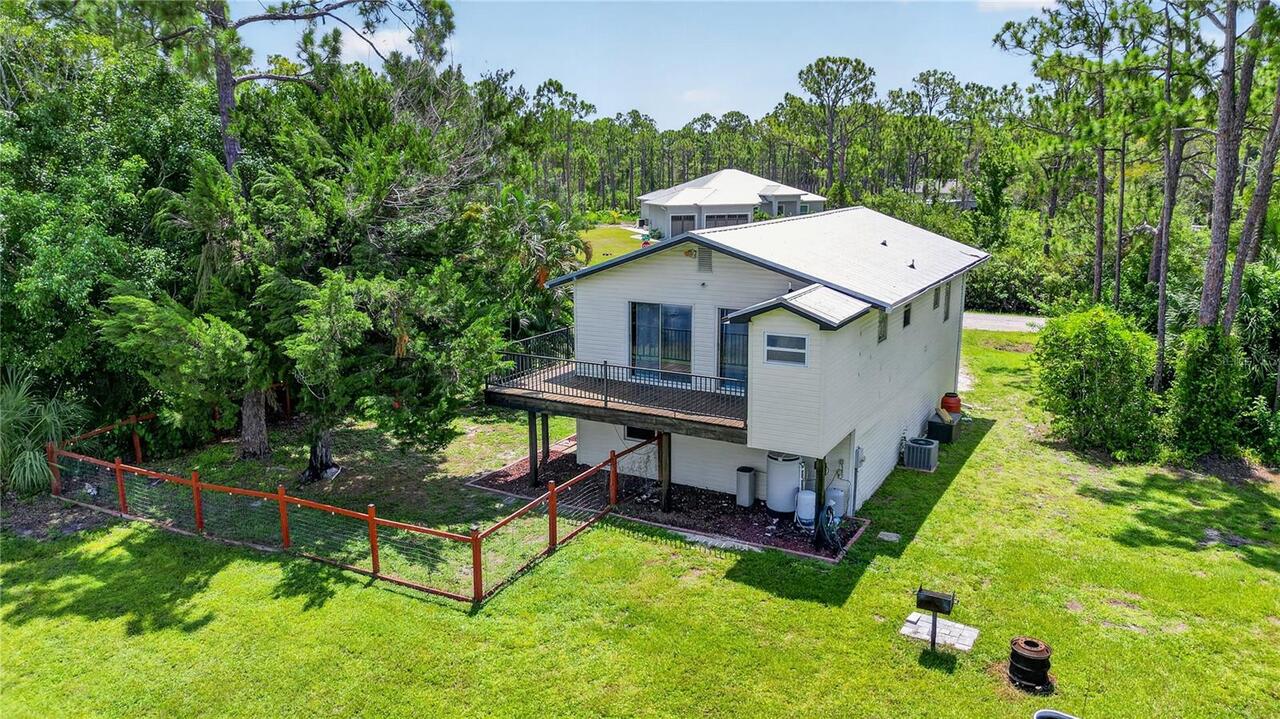 Listing Photo 11