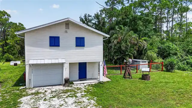 Listing Photo 17