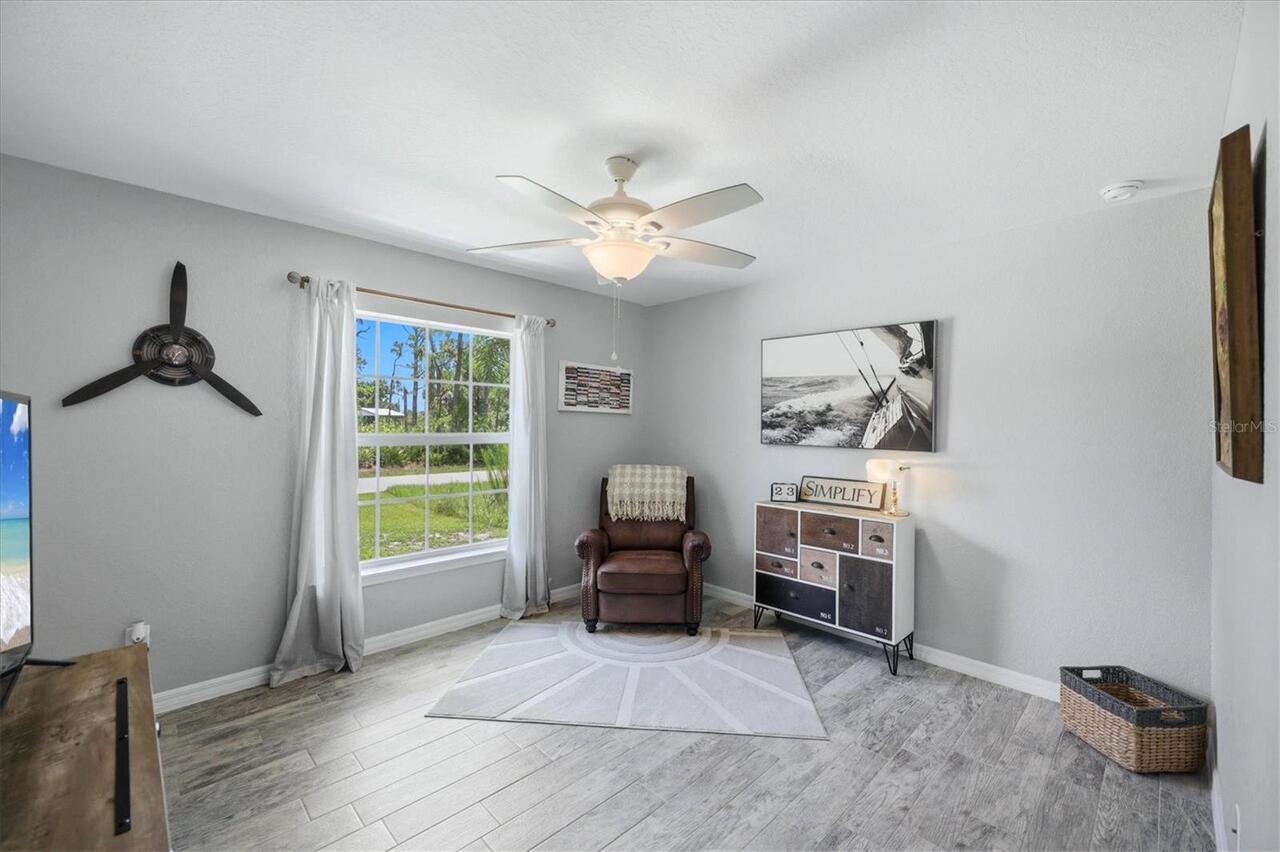 Listing Photo 22