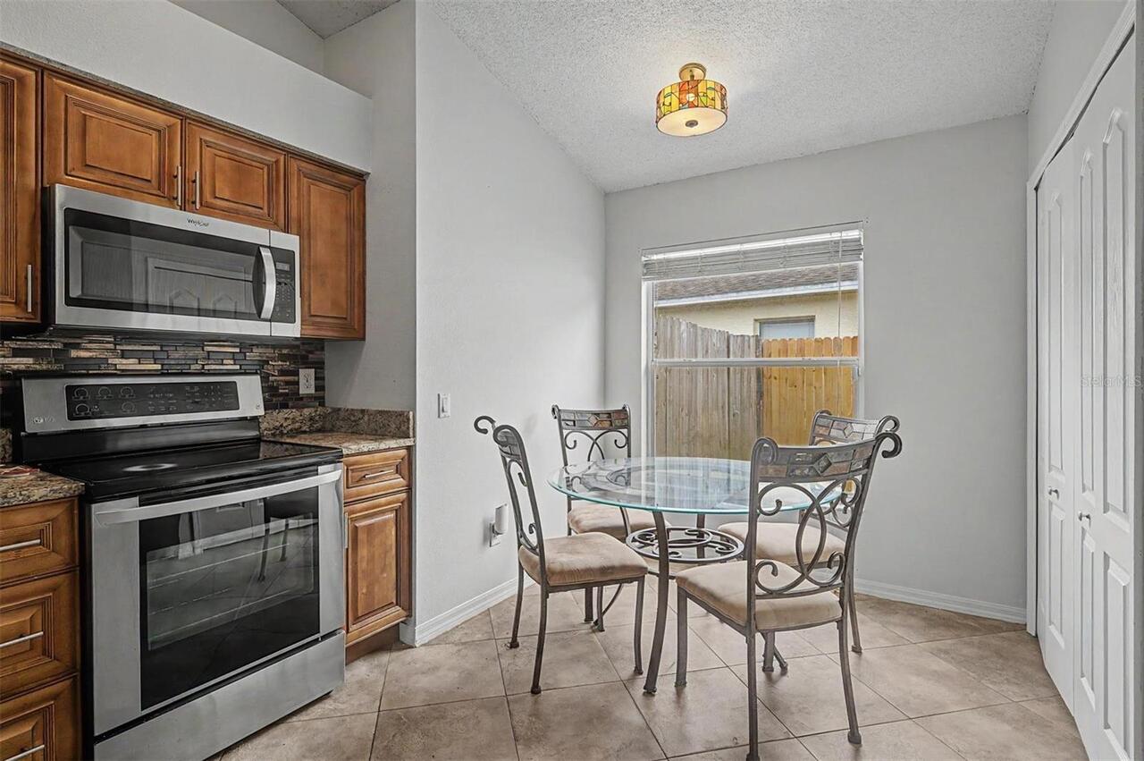 Listing Photo 14