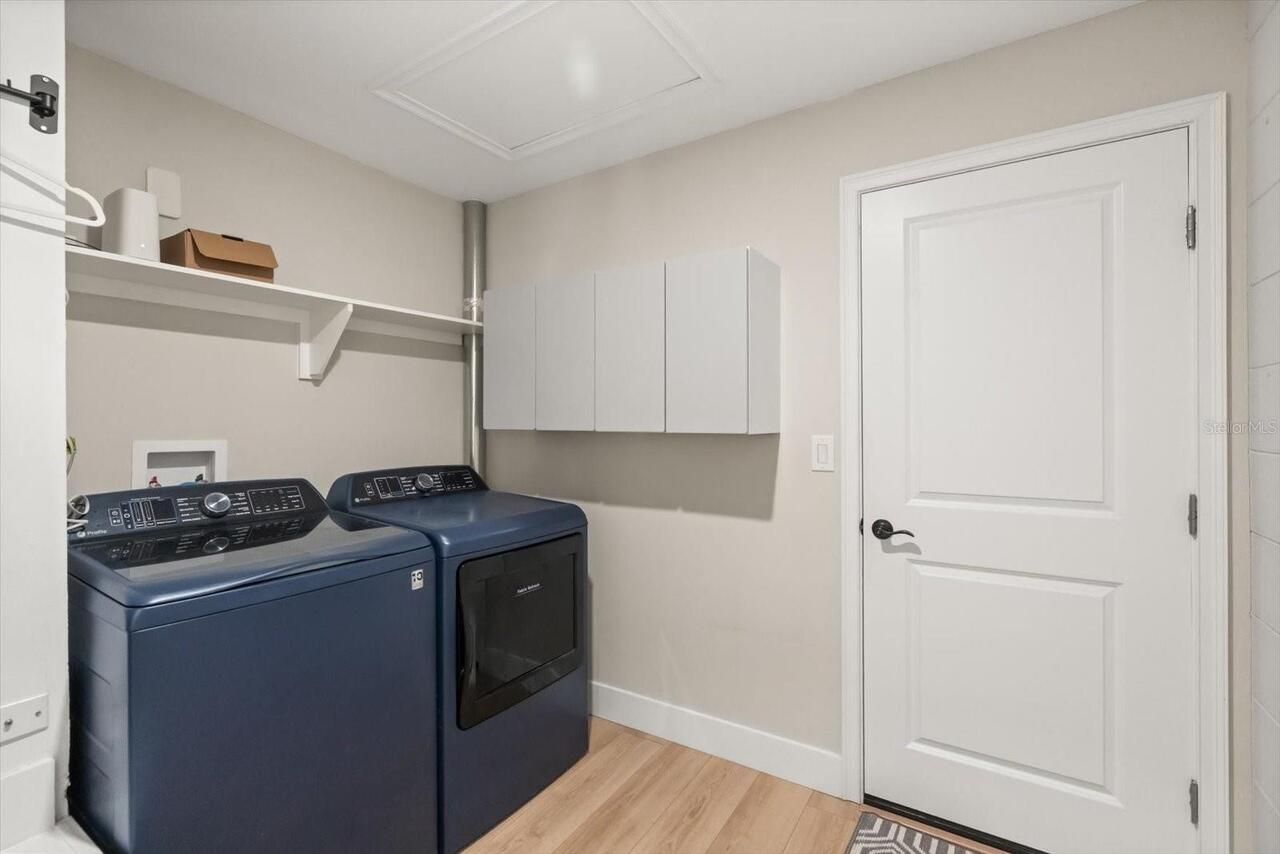 Listing Photo 11