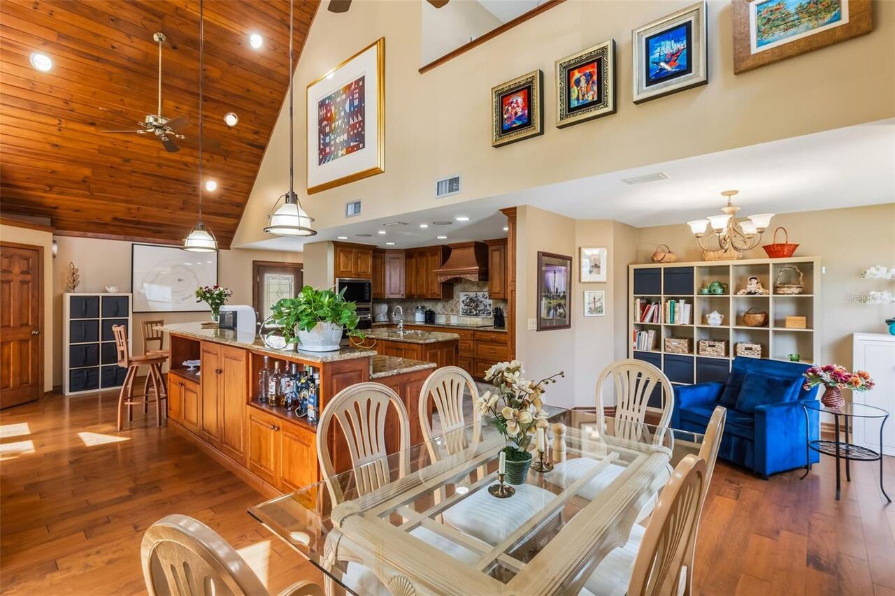 Listing Photo 17