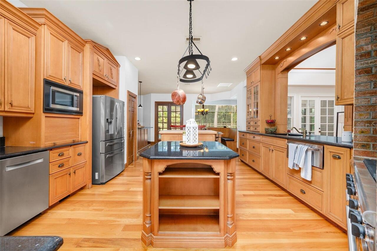 Listing Photo 15