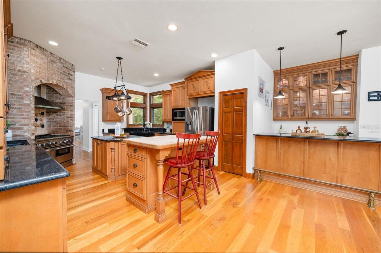 Listing Photo 19
