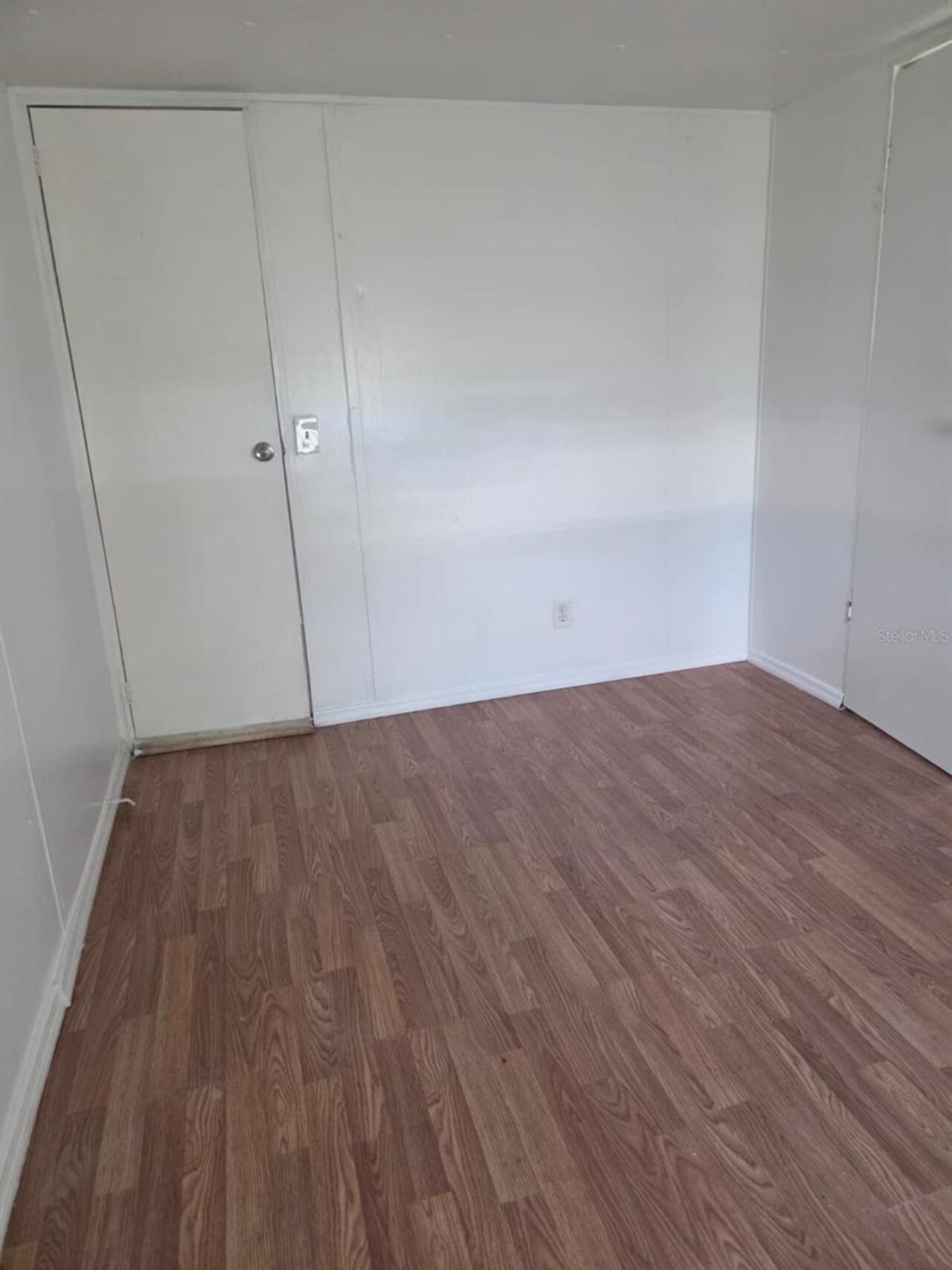 Listing Photo 9