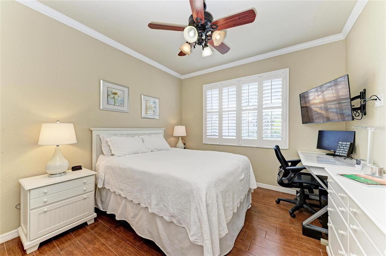 Listing Photo 32