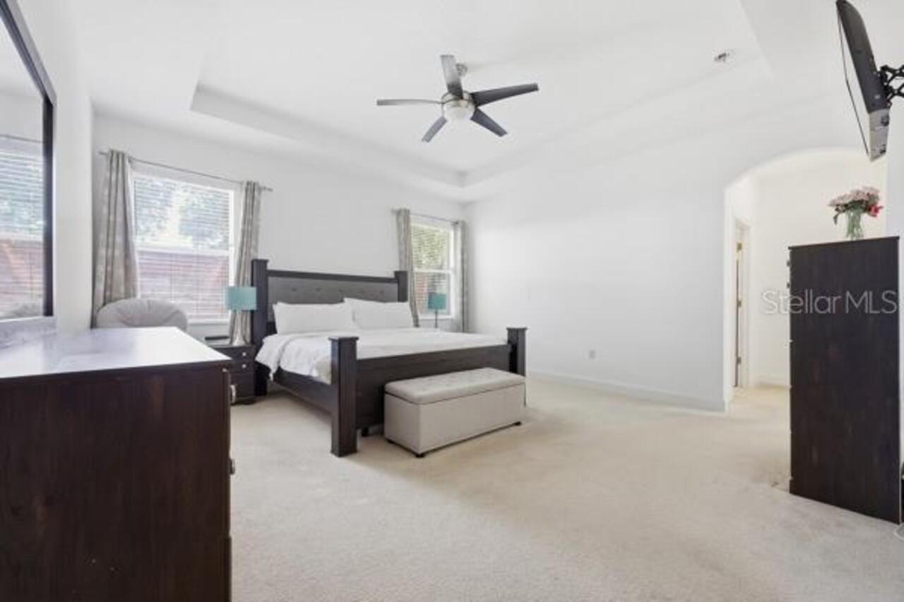 Listing Photo 11