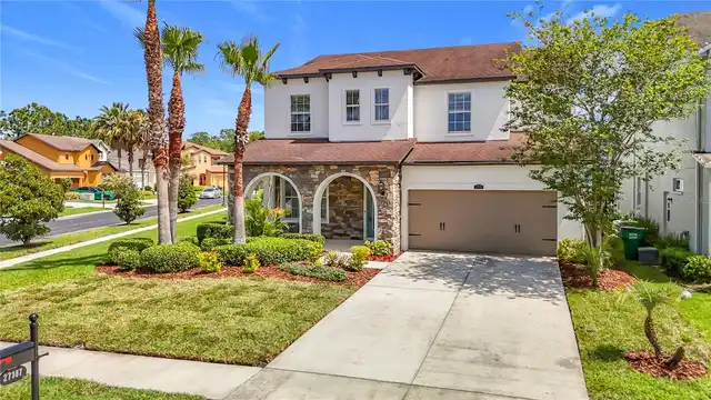 Listing Photo 8