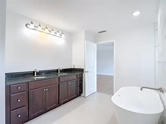 Listing Photo 45