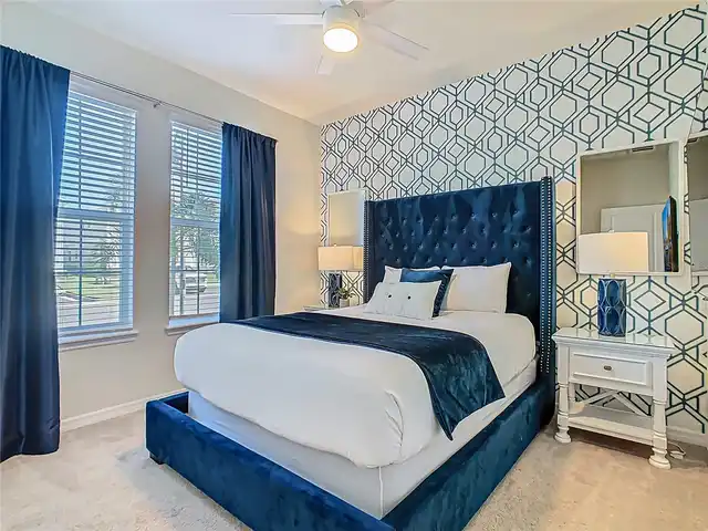 Listing Photo 12