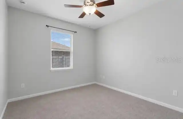 Listing Photo 12