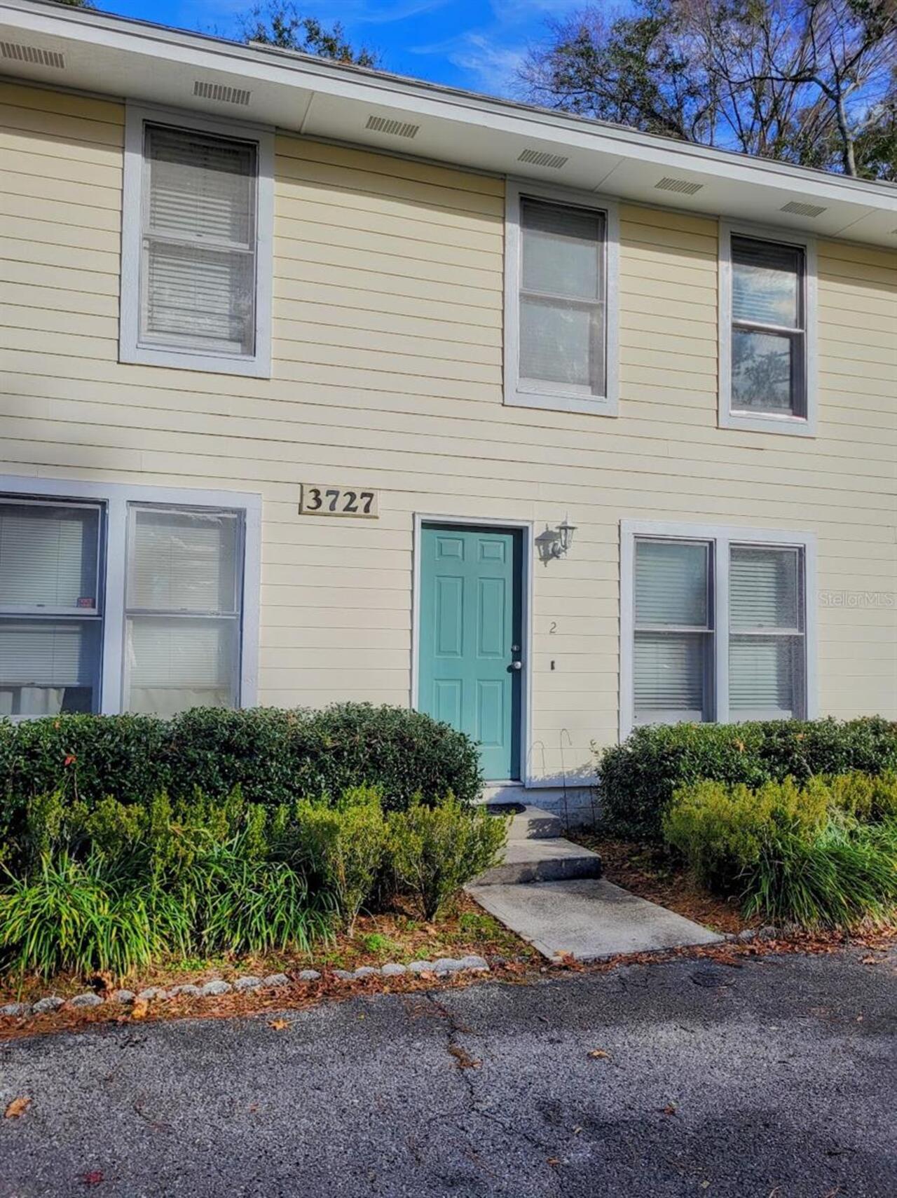 Listing Photo 11